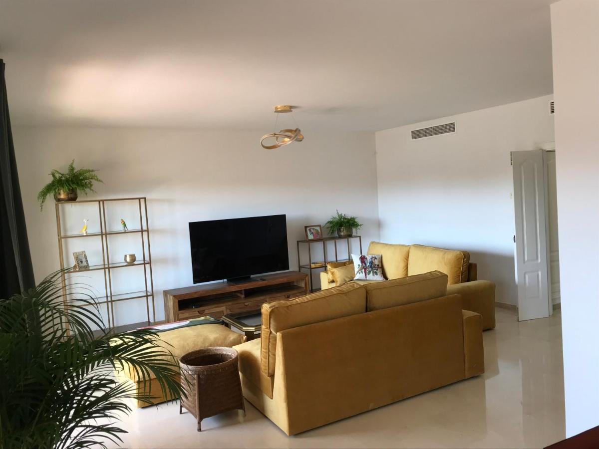 Casa De Loros Apartment