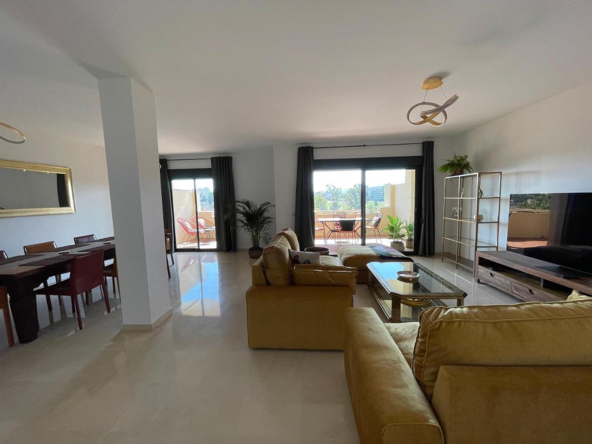 Casa De Loros * Marbella