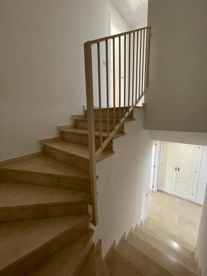 Casa De Loros Marbella